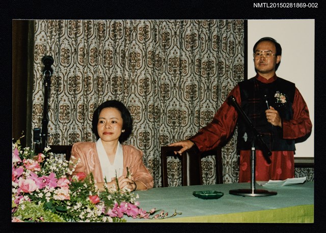 主要名稱：夏祖麗夫婦與鄧佩瑜合照(鄧佩瑜與他人合照)2圖檔，第1張，共2張