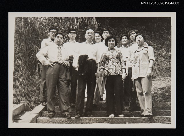 主要名稱：琦君與友人合照1-3圖檔，第1張，共1張