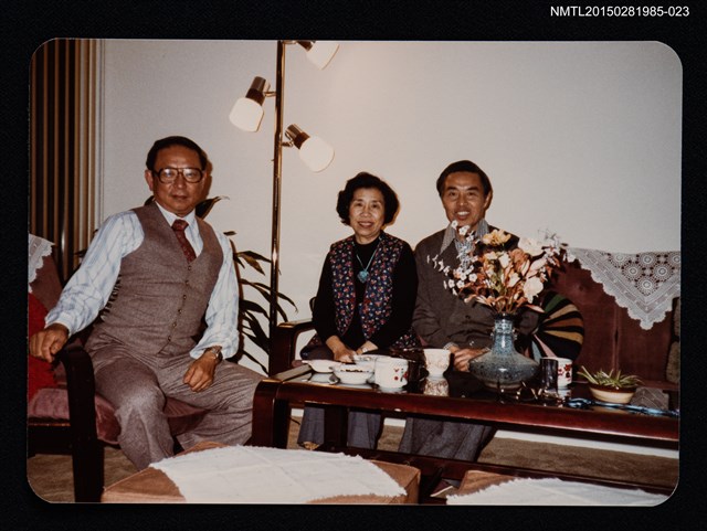 主要名稱：琦君與友人合照2-25圖檔，第1張，共2張