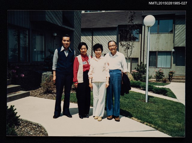 主要名稱：琦君與友人合照2-29圖檔，第1張，共2張