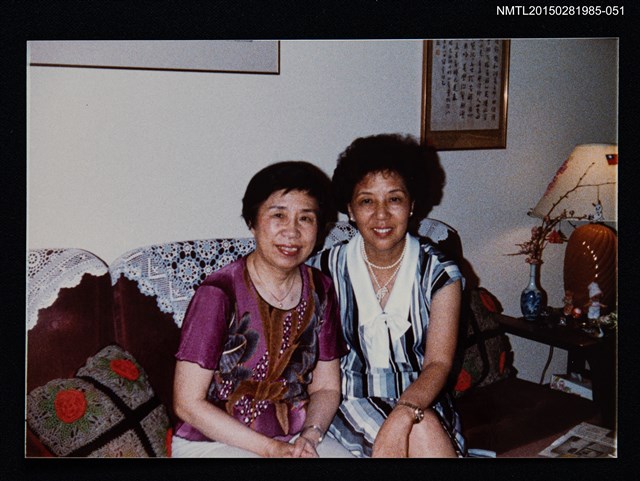 主要名稱：琦君與友人合照2-51/：圖檔，第1張，共1張