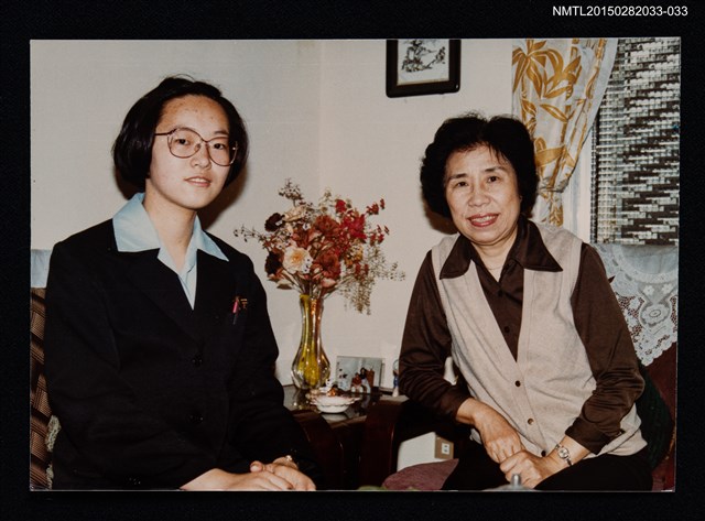 主要名稱：琦君夫婦與友人照2-33圖檔，第1張，共1張