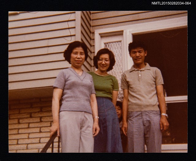 主要名稱：琦君夫婦與友人照3-64圖檔，第1張，共1張