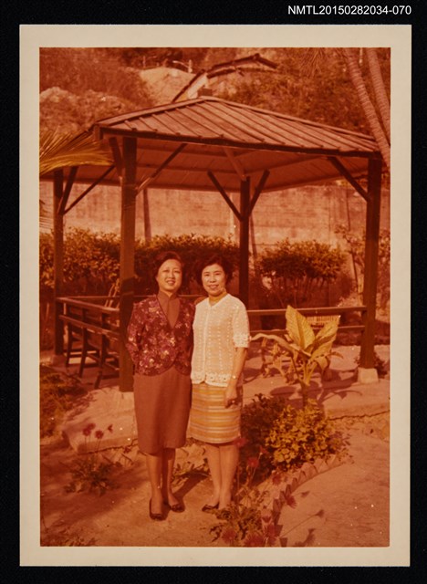 主要名稱：琦君夫婦與友人照3-70圖檔，第1張，共1張