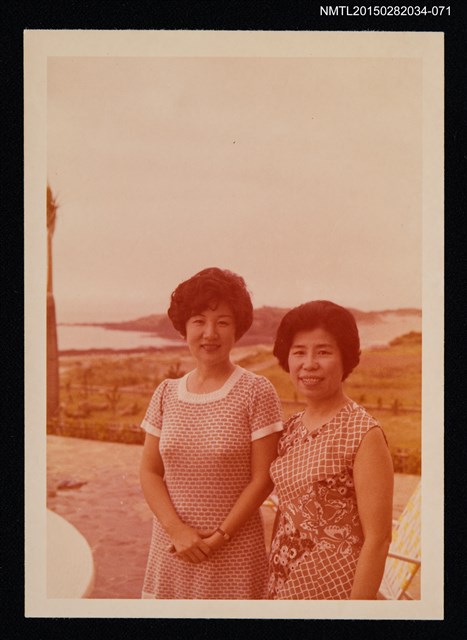 主要名稱：琦君夫婦與友人照3-71圖檔，第1張，共1張