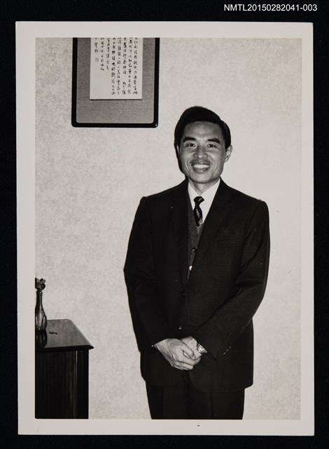 主要名稱：琦君與石韻薇、石韻薇之妹合照3（李唐基獨照）圖檔，第1張，共3張