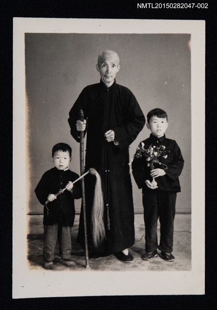 主要名稱：琦君恩師葉巨雄照2圖檔，第1張，共1張