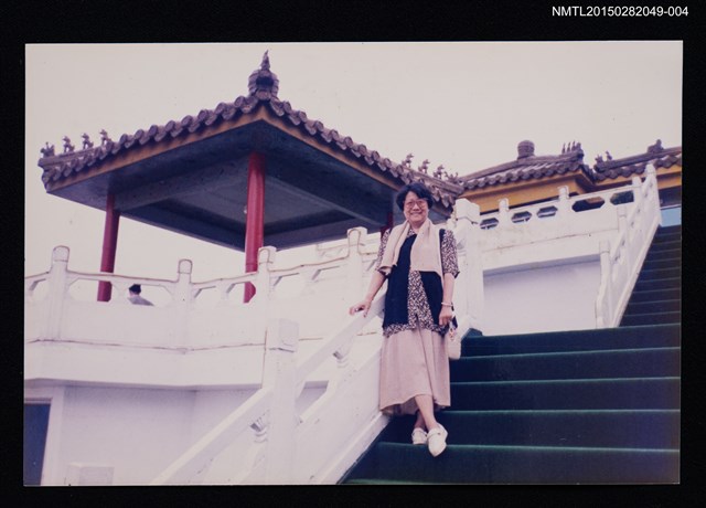 主要名稱：琦君友人小民之獨照4圖檔，第1張，共1張