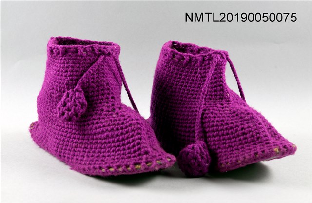 主要名稱：印尼原住民圖案之紫底綠黃直條紋背心圖檔，第1張，共2張