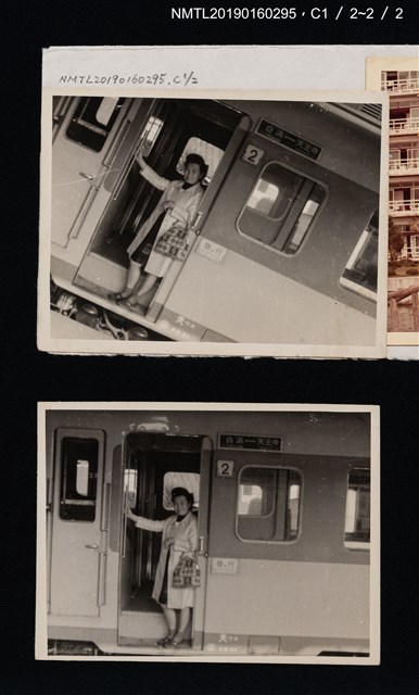 主要名稱：林氏好於日本電車上的獨照圖檔，第1張，共4張