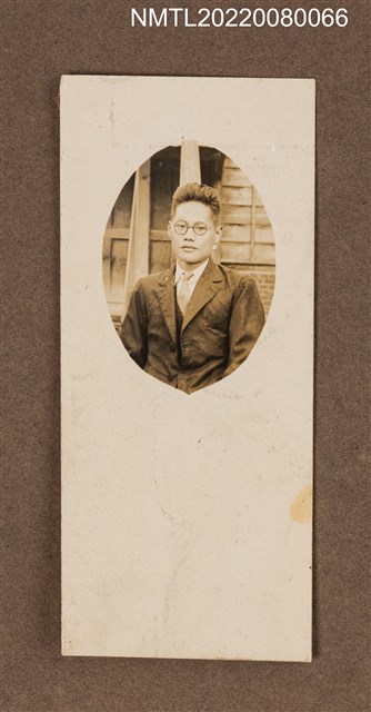 主要名稱：龍瑛宗三哥劉榮瑞獨照/其他-相簿名稱：龍瑛宗相片集1圖檔，第1張，共1張