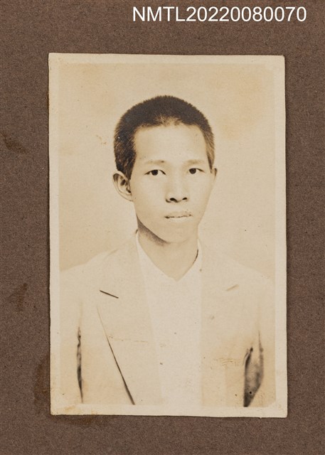 主要名稱：龍瑛宗獨照/其他-相簿名稱：龍瑛宗相片集1圖檔，第1張，共1張