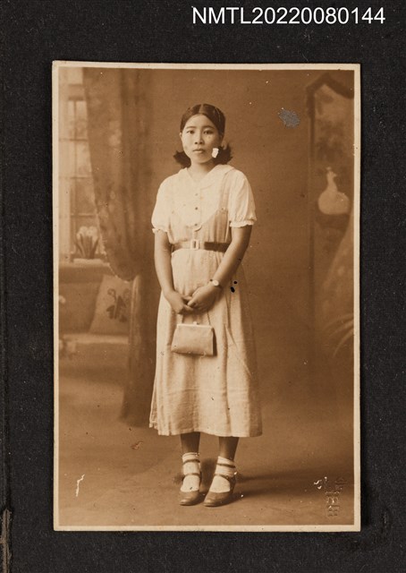 主要名稱：少女獨照/其他-相簿名稱：龍瑛宗相片集2圖檔，第1張，共1張