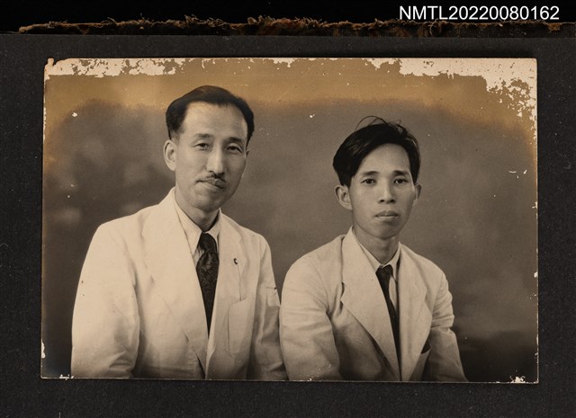 主要名稱：1944年龍瑛宗（右）與久米正雄合照/其他-相簿名稱：龍瑛宗相片集2圖檔，第1張，共1張