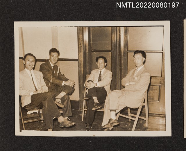 主要名稱：龍瑛宗與3名西裝男性合照/其他-相簿名稱：龍瑛宗相片集2圖檔，第1張，共1張