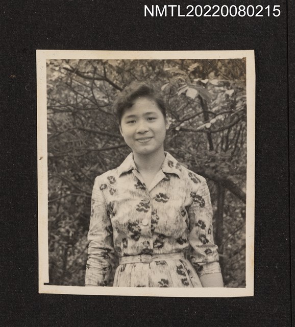 主要名稱：女性獨照/其他-相簿名稱：龍瑛宗相片集2圖檔，第1張，共1張