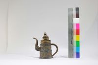 藏品(錫製茶壺)的圖片