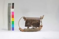 藏品(木製牛鈴鐺)的圖片