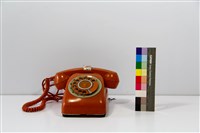 藏品(轉盤式電話)的圖片