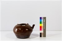 藏品(陶製茶壺)的圖片