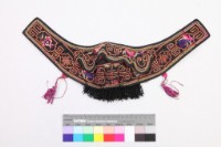 藏品(黑綢地盤金繡回紋彩繡佛手短圈)的圖片