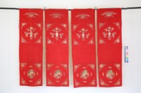 藏品(紅底盤金繡團花紋椅套)的圖片