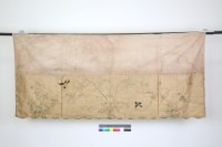 藏品(米黃地刺繡花鳥紋門簾)的圖片