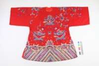 藏品(紅地蟠龍紋戲服)的圖片