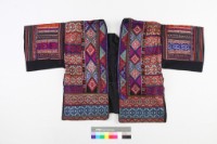 藏品(貴州雷山苗族女盛裝衣)的圖片