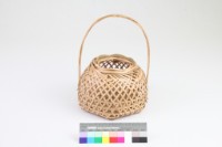 藏品(三角孔編菱格紋宗全籃)的圖片