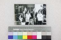 藏品(丁潁與家人合照)的圖片