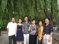 藏品(2007年8月在北京通州區宋莊藝術村  左起吳震寰﹐枯荷雨聲﹐非馬﹐金鳳﹐煙子 ，一舟)的圖片