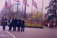 藏品(丘秀芷-全方位樂團巡演於荷蘭阿姆斯特丹升起國旗)的圖片