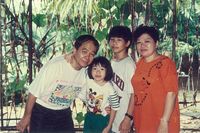 藏品(廖輝英-全家福)的圖片