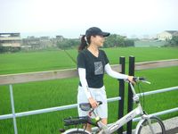 藏品(陳幸蕙-個人照 (2))的圖片