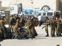 藏品(以色列爺路撒冷哭牆的猶太軍隊(2003.8.24))的圖片