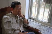 藏品(方耀乾-2012年在鳳凰山莊家中沉思)的圖片