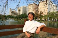 藏品(路寒袖於中興大學擔任駐校作家期間攝於中興湖)的圖片