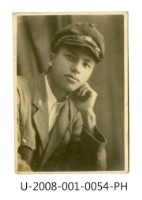 藏品(臺南州立臺南專修工業學校學生獨照)的圖片