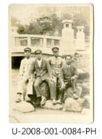 藏品(徐琳安與臺南州立臺南專修工業學校同學合照)的圖片