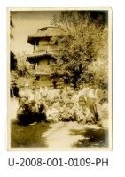 藏品(臺南州立臺南專修工業學校學生合照於臺南孔廟文昌閣前)的圖片