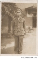 藏品(陳明峯於土浦海軍航空隊全身軍服照)的圖片