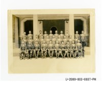 藏品(臺南州立臺南專修工業學校學生於臺南高等工業學校講堂前合照)的圖片