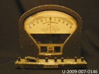 藏品(教學用桌上型電流計)的圖片