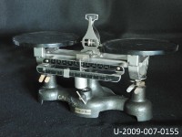 藏品(等臂天平)的圖片