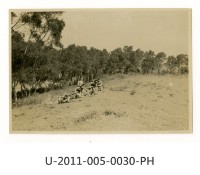 藏品(《台南高工開校十周年記念祭寫真帖》學生軍事演習照)的圖片