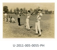 藏品(《台南高工開校十周年記念祭寫真帖》忍耐競争)的圖片