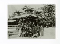 藏品(臺南高等工業學校學生於平安神宮留影)的圖片