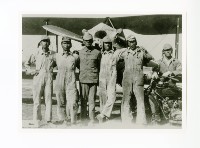 藏品(滑翔機社員與滑翔機合影)的圖片