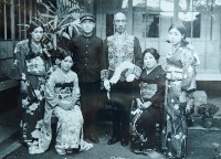 藏品(若槻道隆「家族合照」-電子檔)的圖片